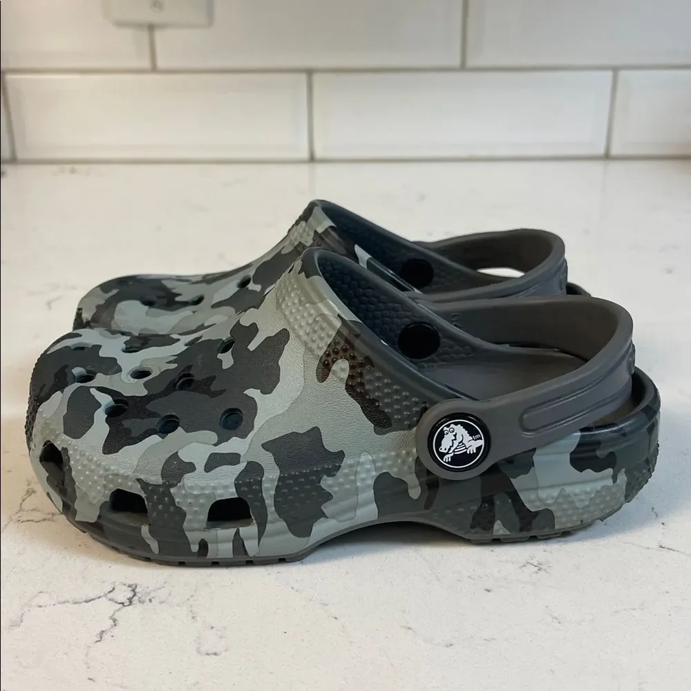 CROCS brand style